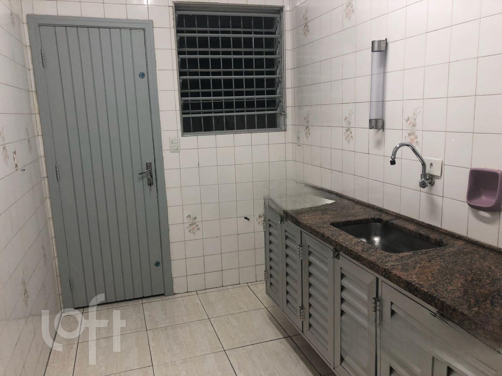 Casa à venda com 5 quartos, 200m² - Foto 5