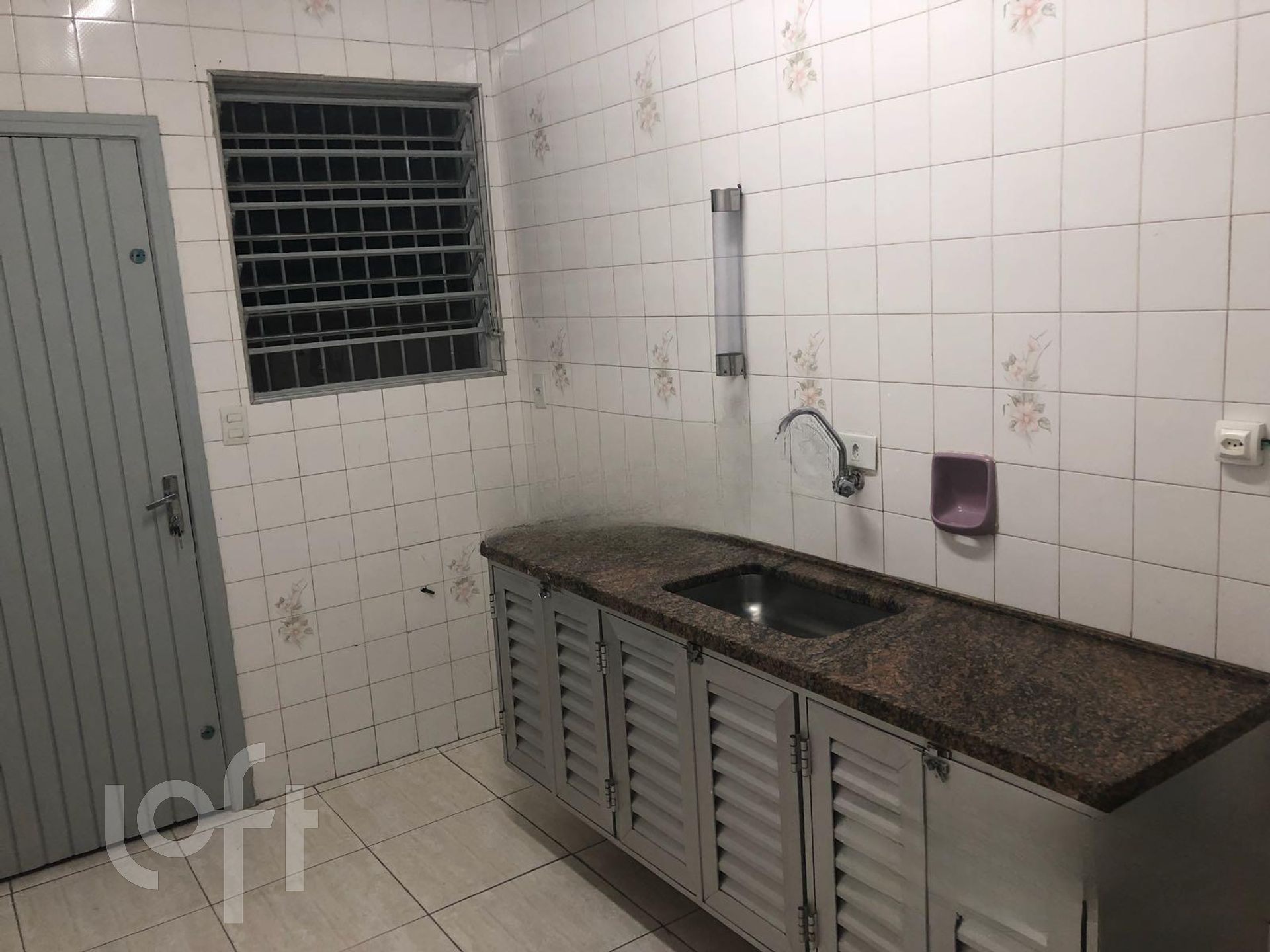 Casa à venda com 5 quartos, 200m² - Foto 47