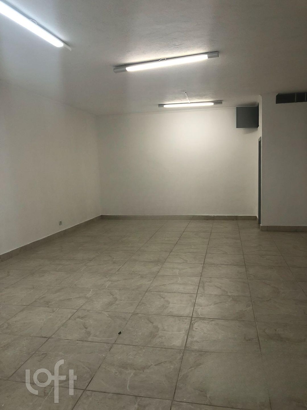 Casa à venda com 5 quartos, 200m² - Foto 42