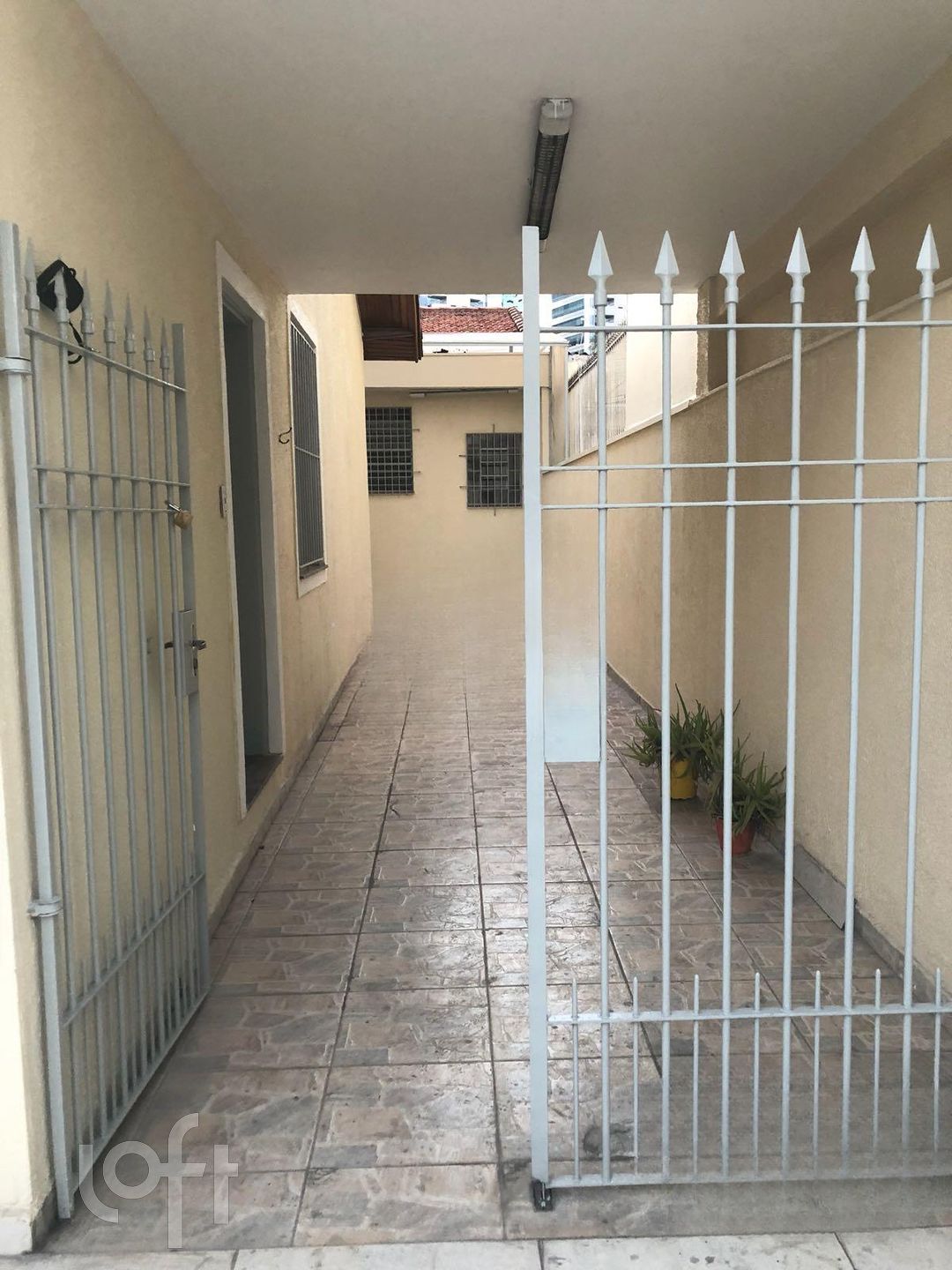 Casa à venda com 5 quartos, 200m² - Foto 7