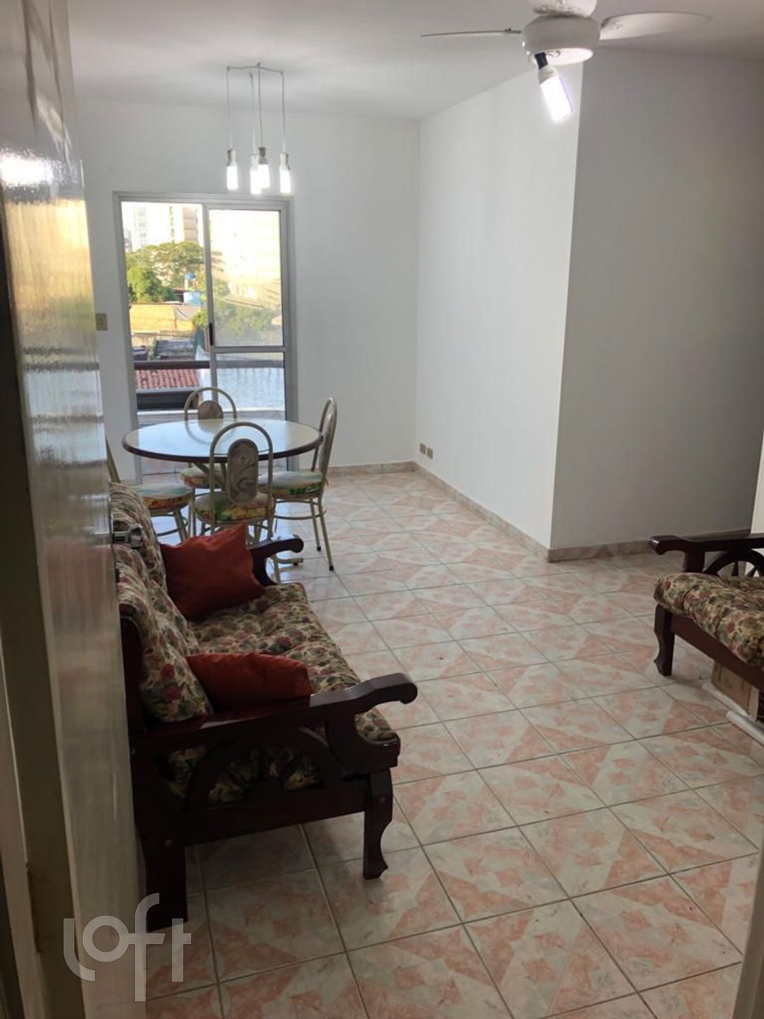 Apartamento à venda com 2 quartos, 51m² - Foto 1