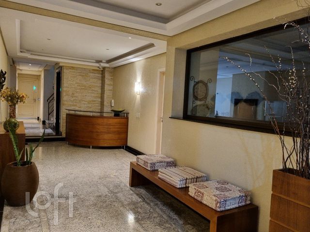 Apartamento com 74m², 2 dormitórios, 1 suíte, 1 vaga, Menino Deus em Porto Alegre