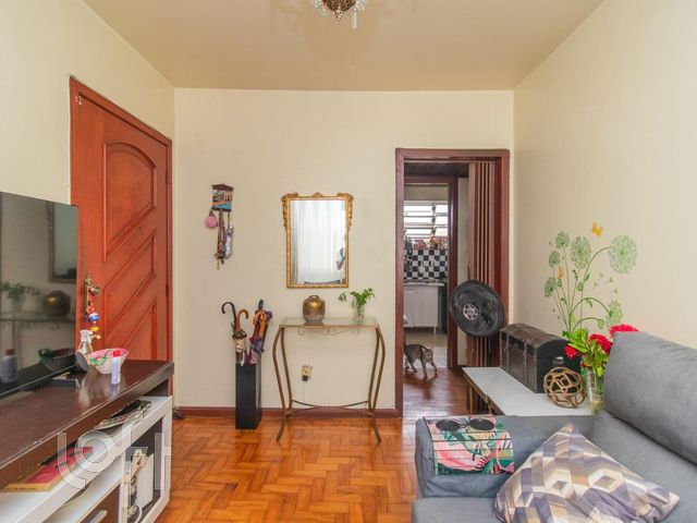 Apartamento com 47m², 2 dormitórios, 1 suíte, Menino Deus em Porto Alegre
