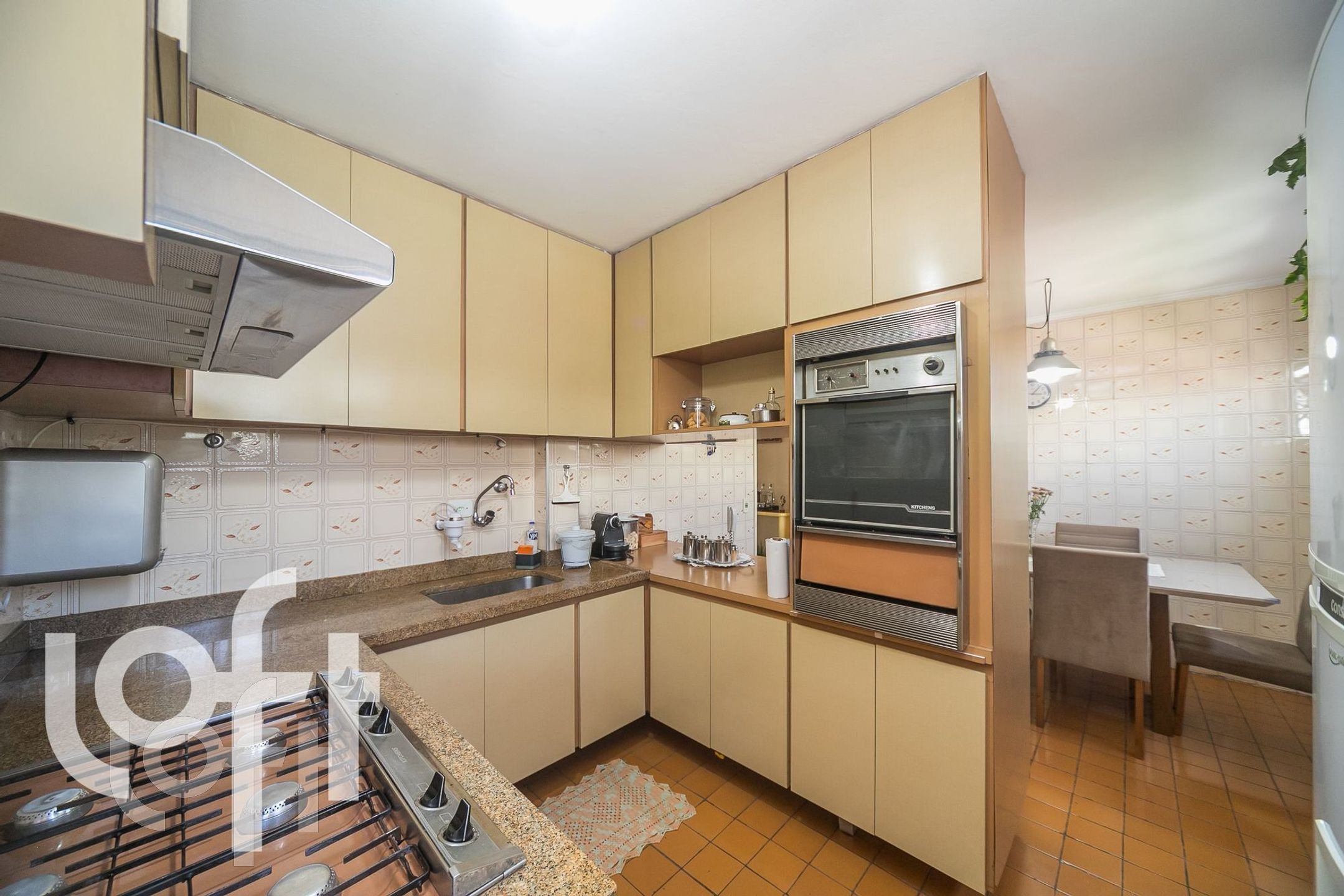 Apartamento à venda com 3 quartos, 234m² - Foto 14