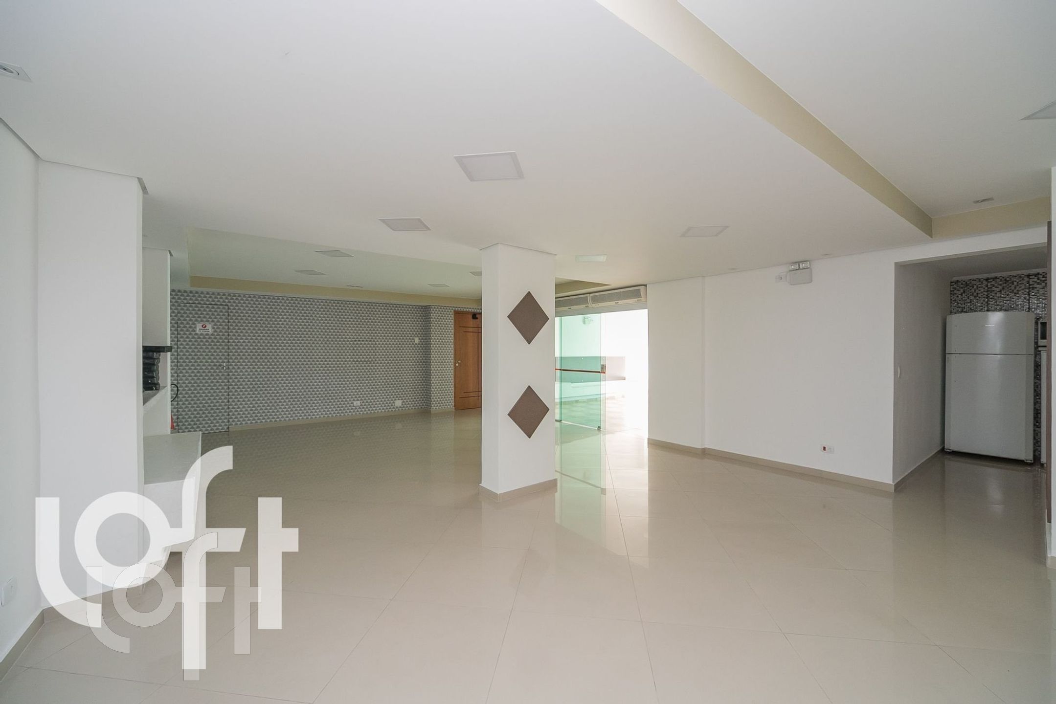 Apartamento à venda com 3 quartos, 234m² - Foto 10