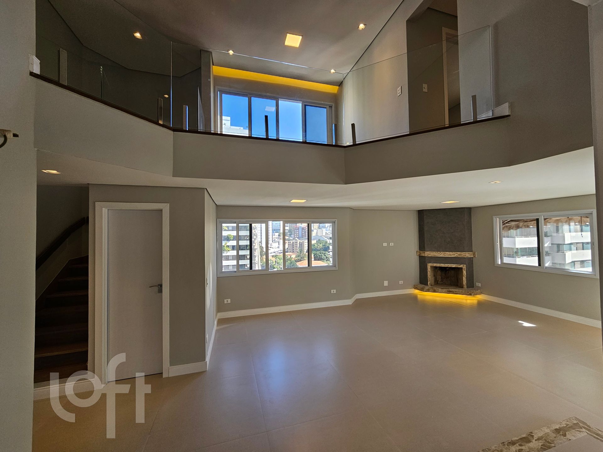 Apartamento à venda em Aclimação com 220 m², 4 qua