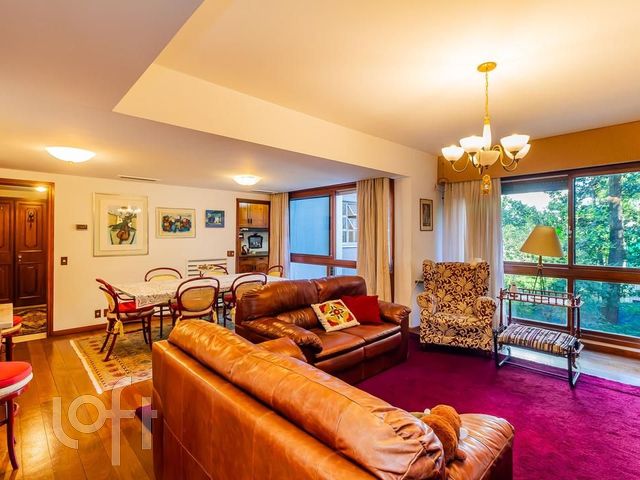 Apartamento com 277m², 5 dormitórios, 2 suítes, 3 vagas, Rio Branco em Porto Alegre