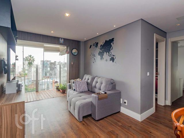 Apartamento com 68m², 2 dormitórios, 1 suíte, 1 vaga, Vila Ipiranga em Porto Alegre