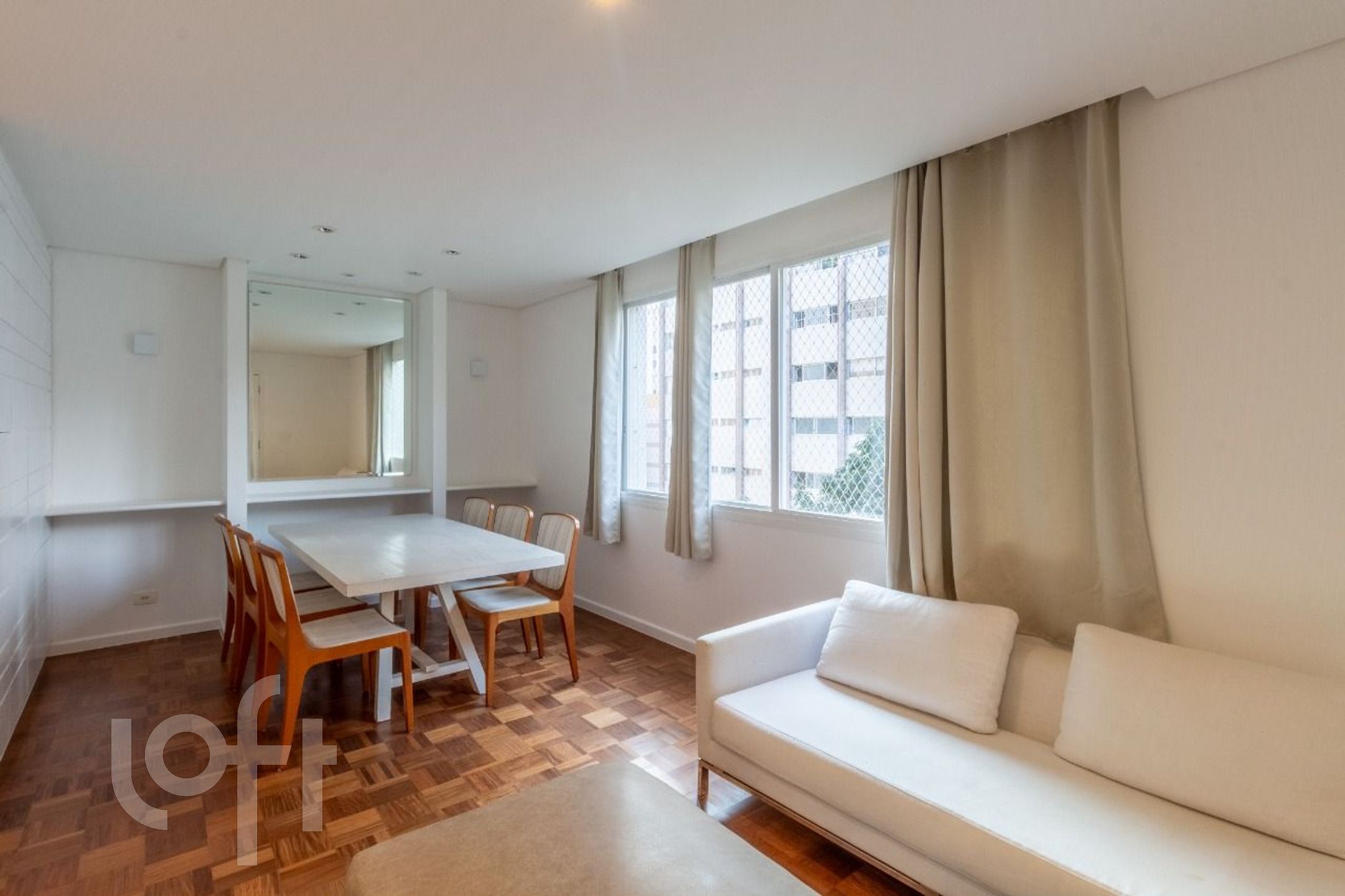 Apartamento à venda com 2 quartos, 81m² - Foto 1