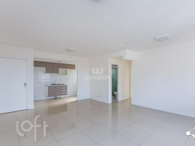 Apartamento com 68m², 2 dormitórios, 1 suíte, 1 vaga, Vila Ipiranga em Porto Alegre