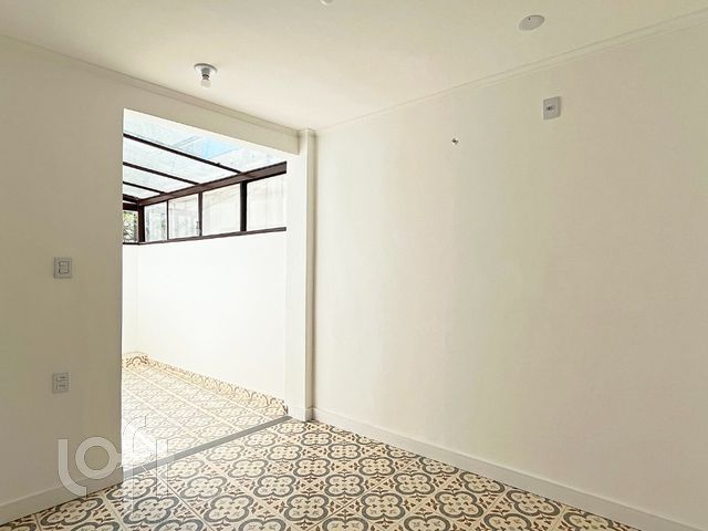 Apartamento com 100m², 3 dormitórios, Moinhos de Vento em Porto Alegre