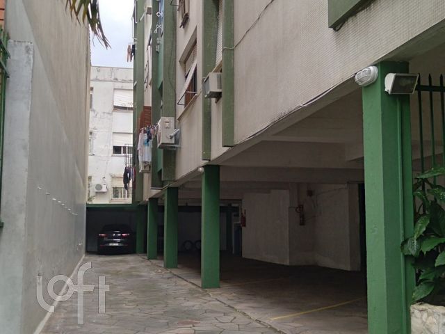 Apartamento com 74m², 2 dormitórios, 1 vaga, Auxiliadora em Porto Alegre