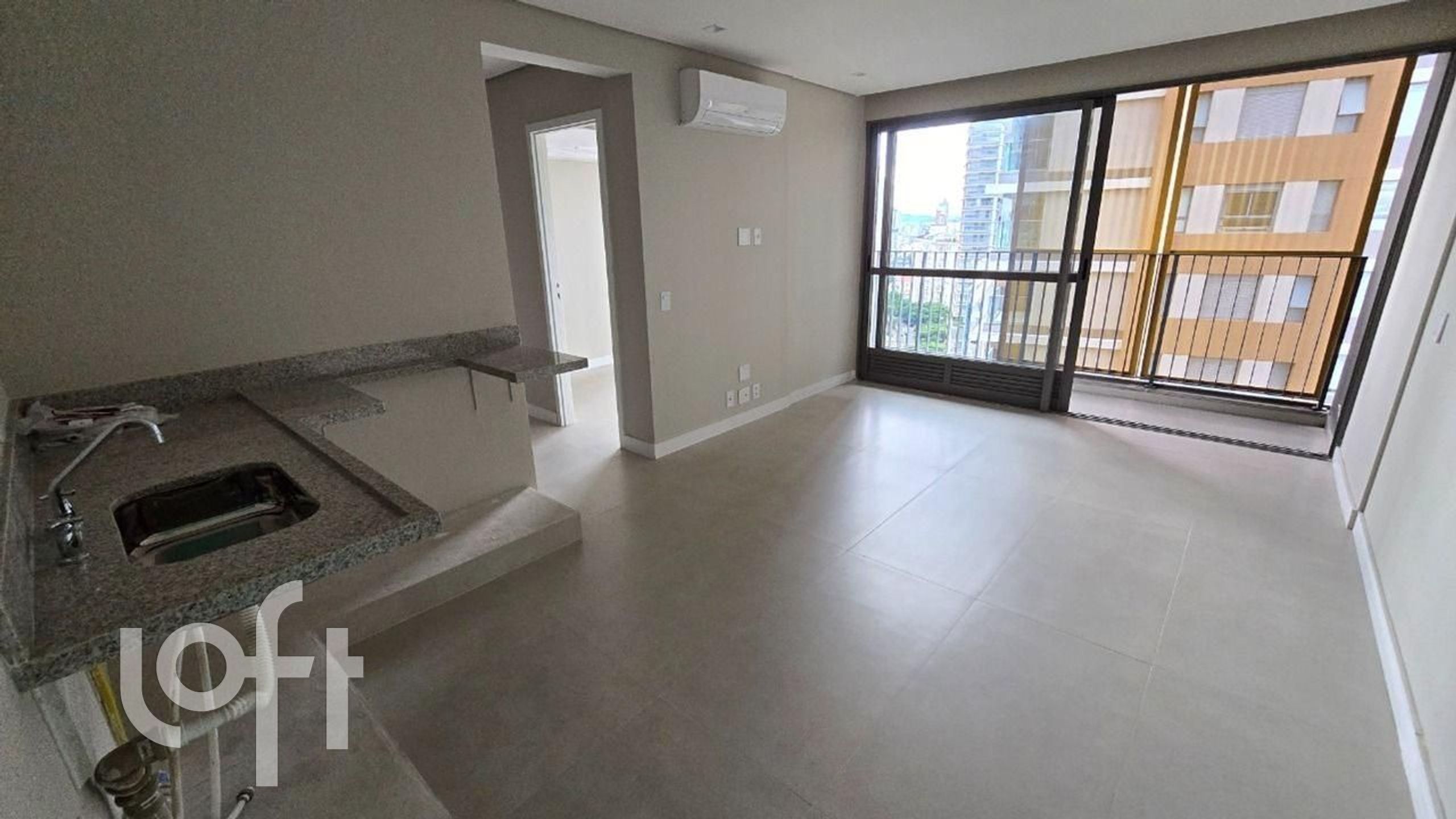 Apartamento à venda com 2 quartos, 62m² - Foto 1