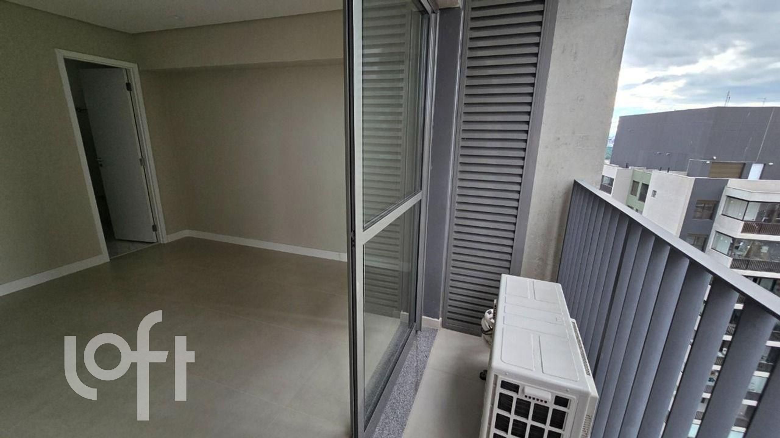 Apartamento à venda com 2 quartos, 62m² - Foto 7