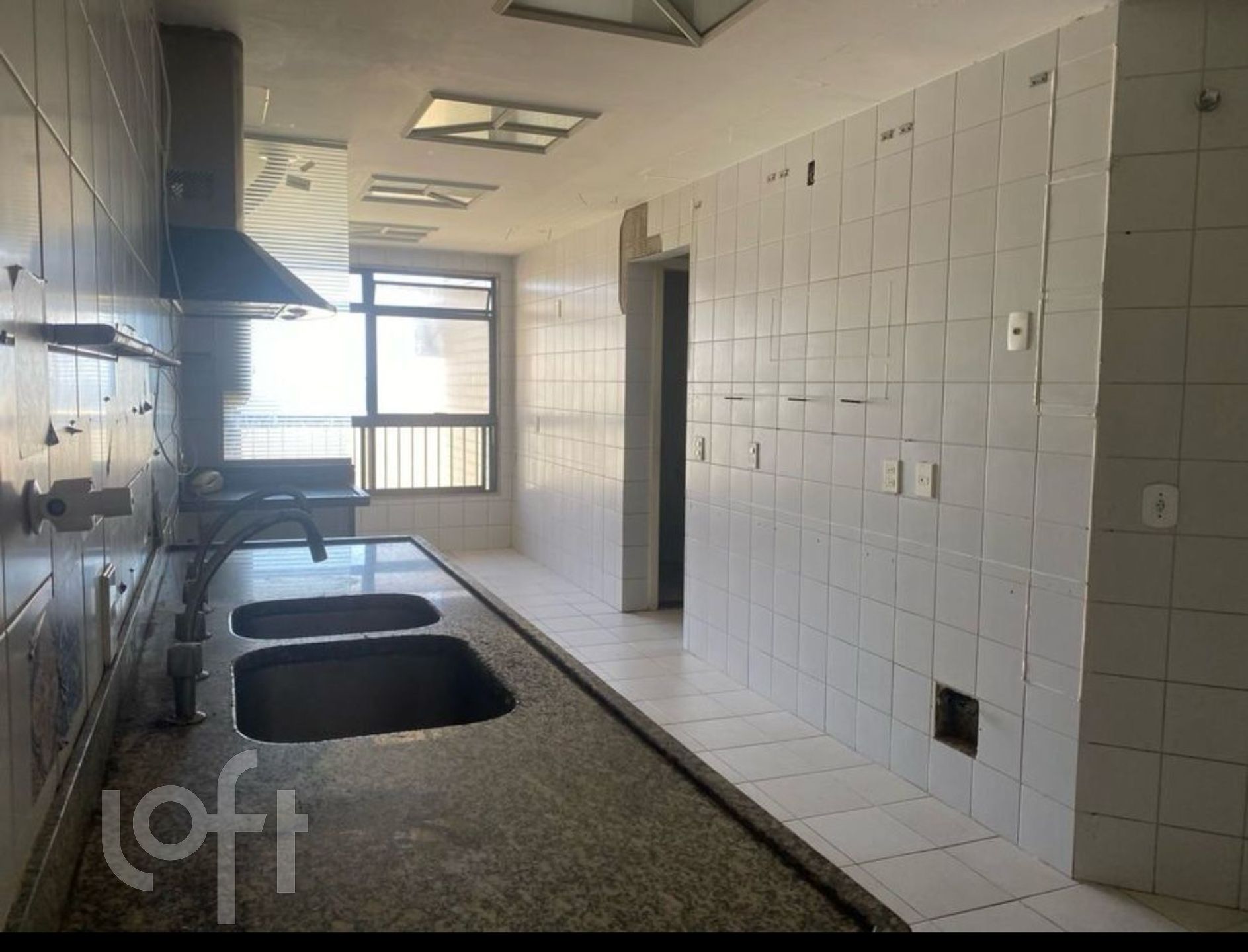 Apartamento à venda com 4 quartos, 317m² - Foto 24