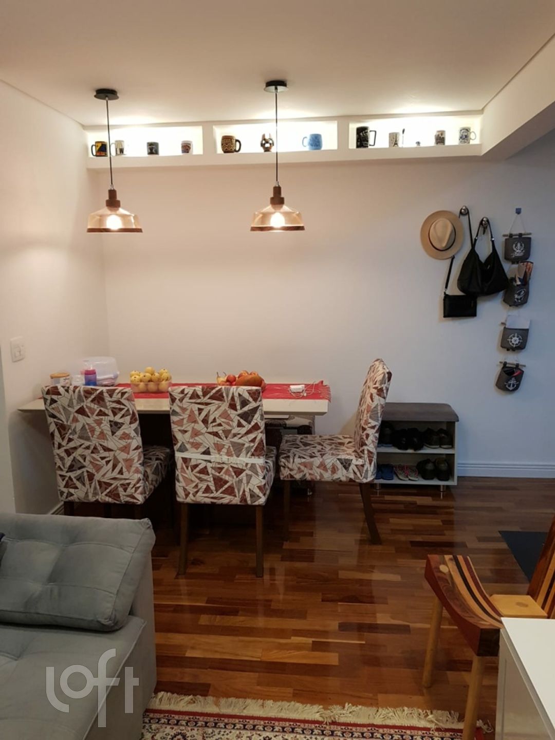 Apartamento à venda com 2 quartos, 62m² - Foto 2