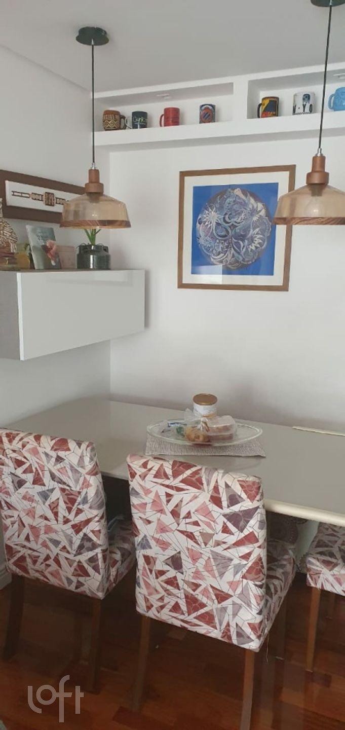 Apartamento à venda com 2 quartos, 62m² - Foto 11