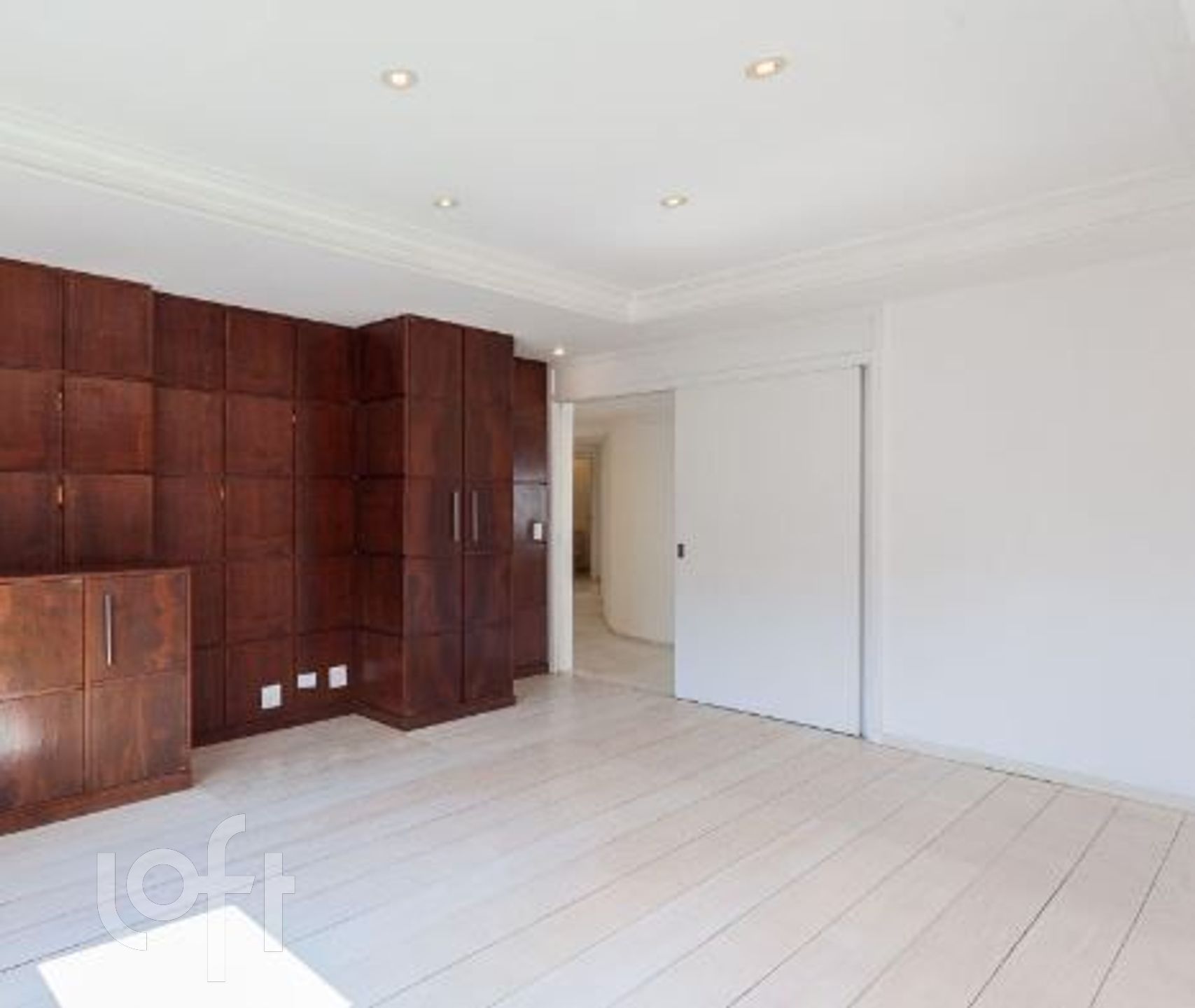 Apartamento à venda com 3 quartos, 276m² - Foto 15