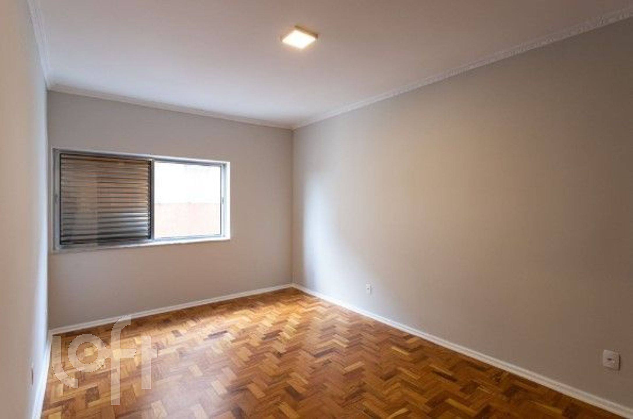 Apartamento à venda com 1 quarto, 57m² - Foto 13