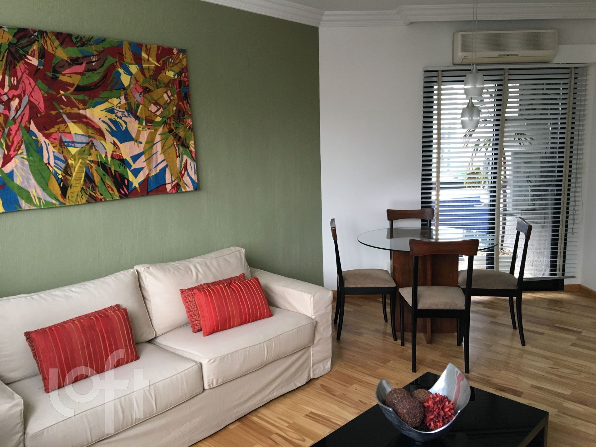 Apartamento à venda com 2 quartos, 84m² - Foto 3