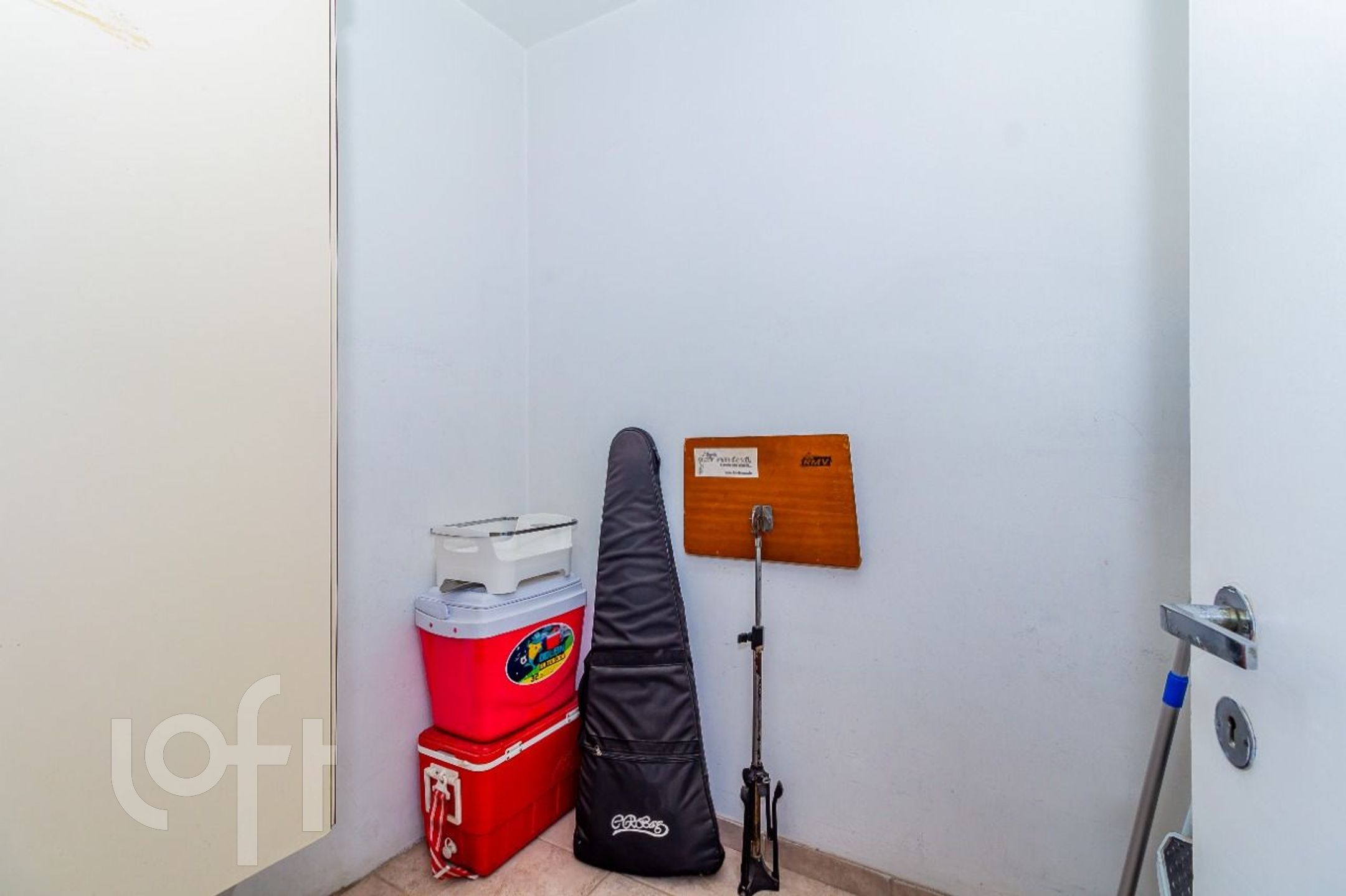 Apartamento à venda com 3 quartos, 127m² - Foto 11