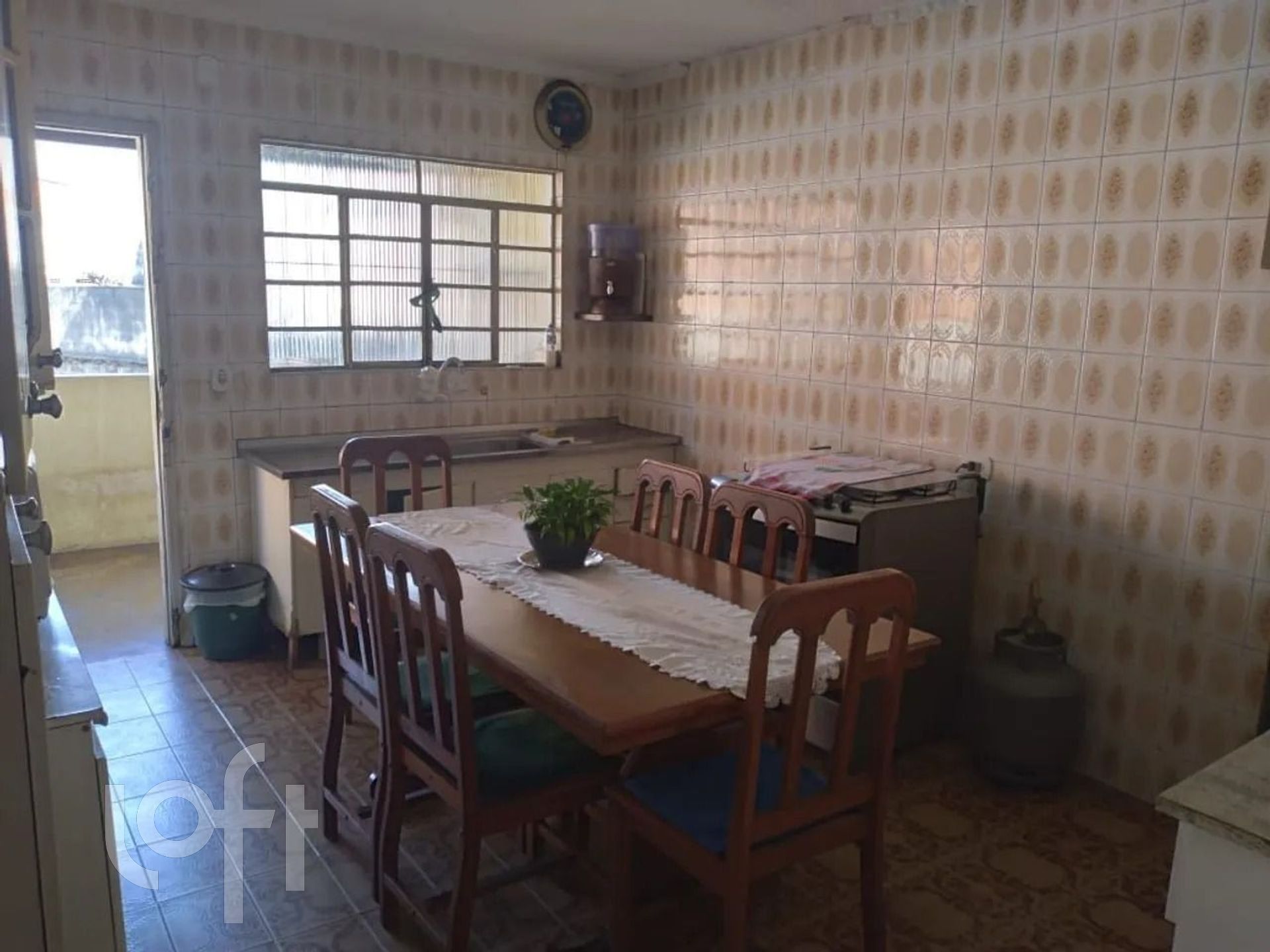 Casa à venda com 2 quartos, 300m² - Foto 3