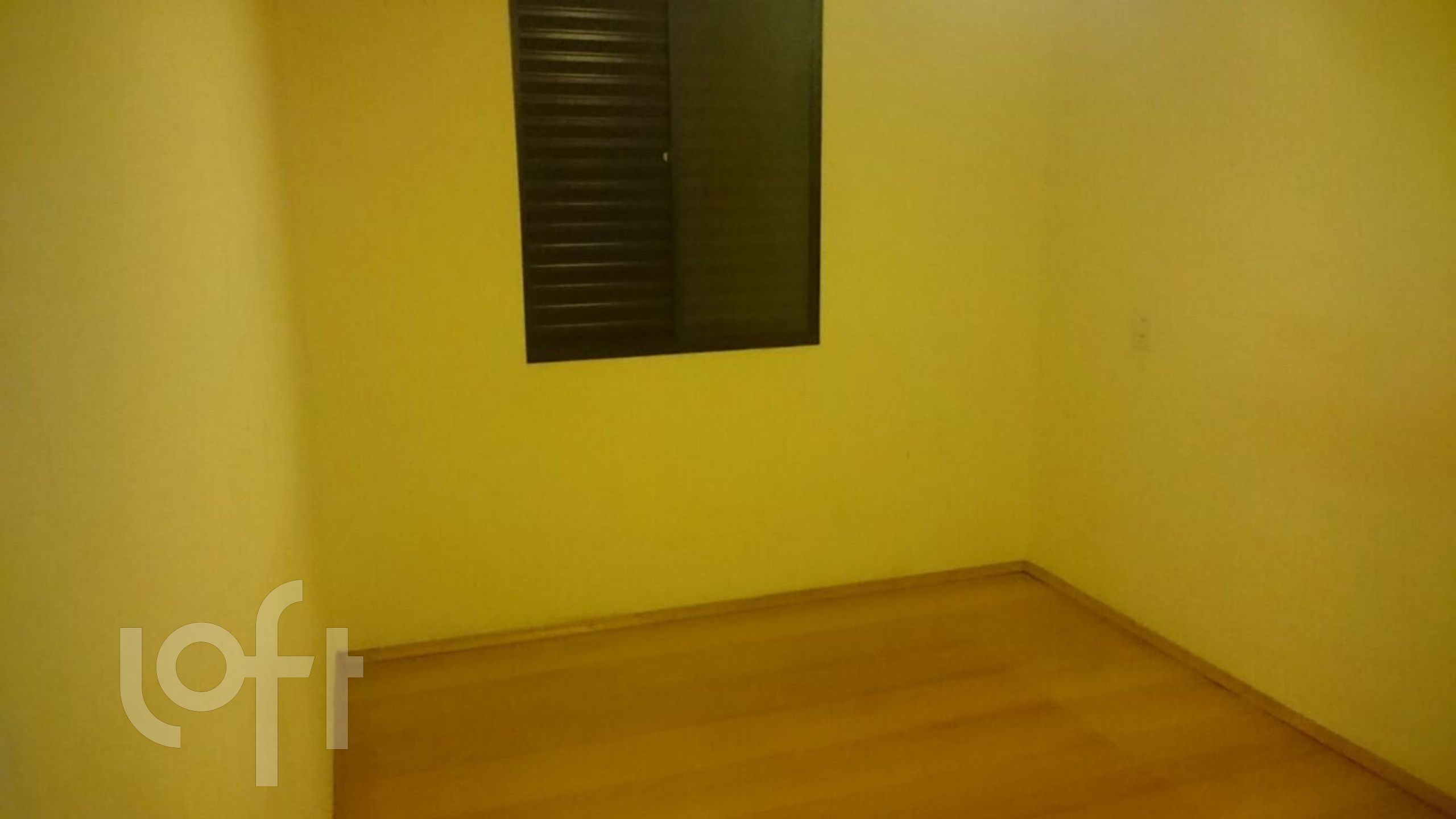 Apartamento à venda com 2 quartos, 75m² - Foto 3