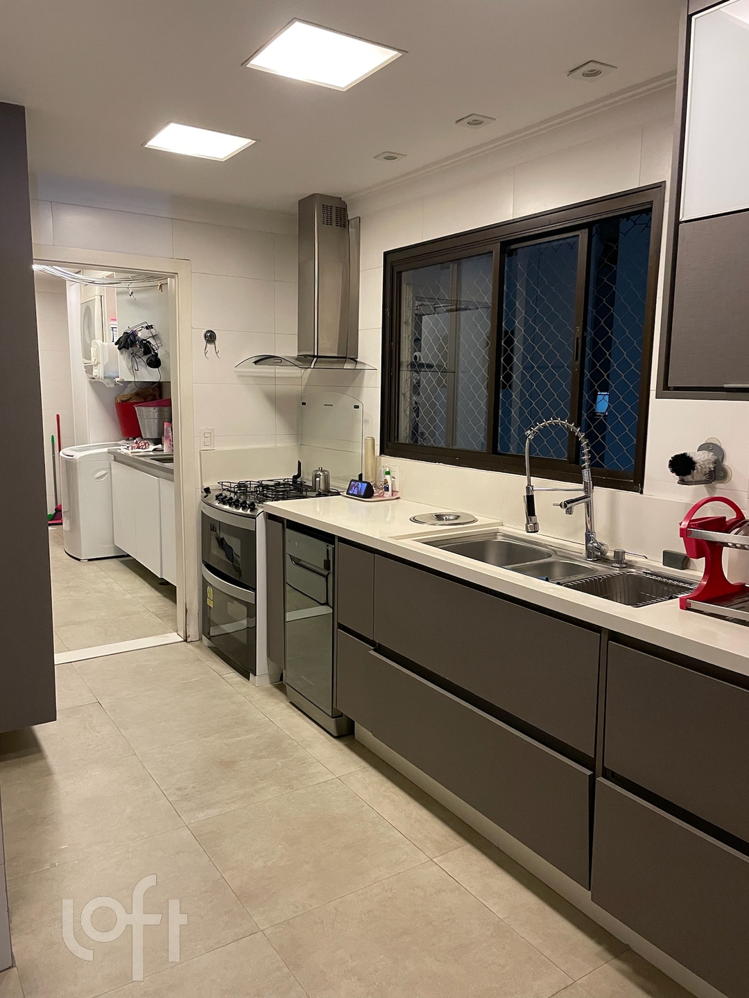 Apartamento à venda com 3 quartos, 180m² - Foto 10