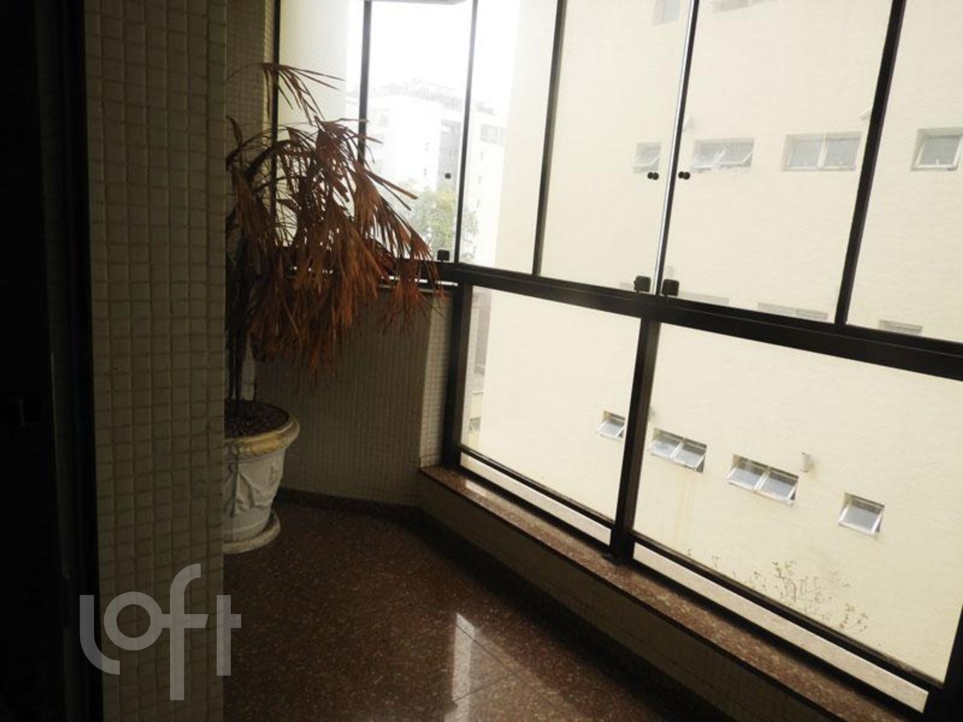 Apartamento à venda com 4 quartos, 360m² - Foto 14