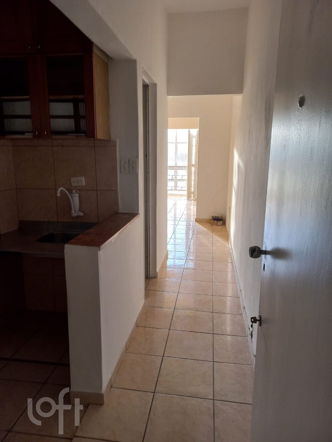 Apartamento à venda com 1 quarto, 42m² - Foto 7