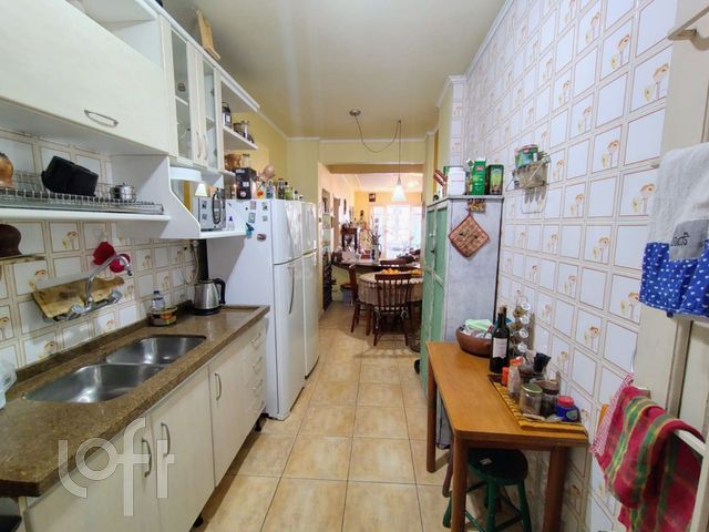 Apartamento com 116m², 3 dormitórios, 1 suíte, Santana em Porto Alegre