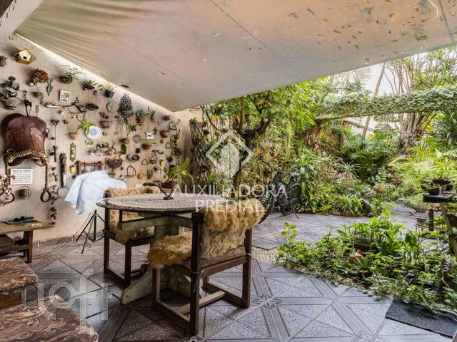 Apartamento com 118m², 2 dormitórios, 1 suíte, 1 vaga, Bela Vista em Porto Alegre