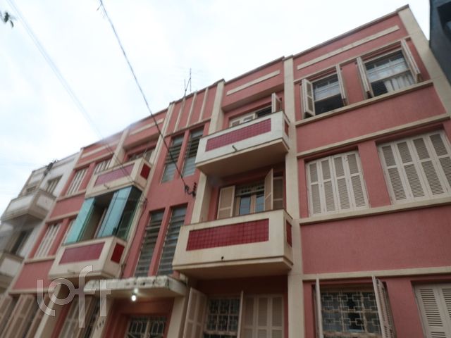 Apartamento com 96m², 3 dormitórios, 1 suíte, Santana em Porto Alegre