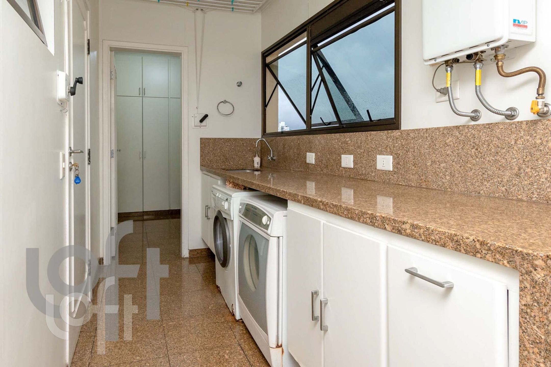 Apartamento à venda com 4 quartos, 145m² - Foto 28