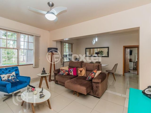 Apartamento com 88m², 2 dormitórios, 2 vagas, Jardim Botânico em Porto Alegre