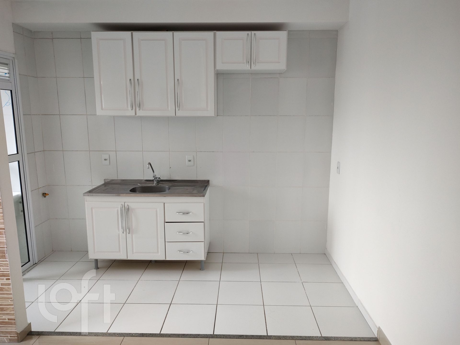 Apartamento à venda com 1 quarto, 33m² - Foto 3