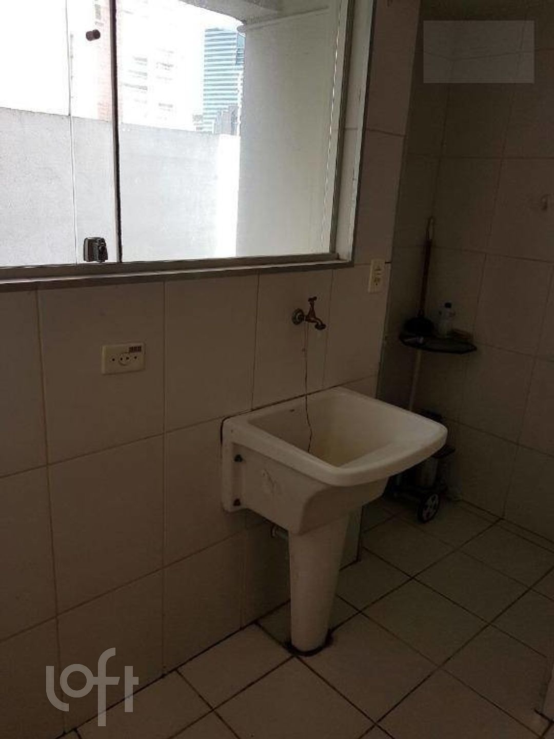 Apartamento à venda com 1 quarto, 44m² - Foto 4