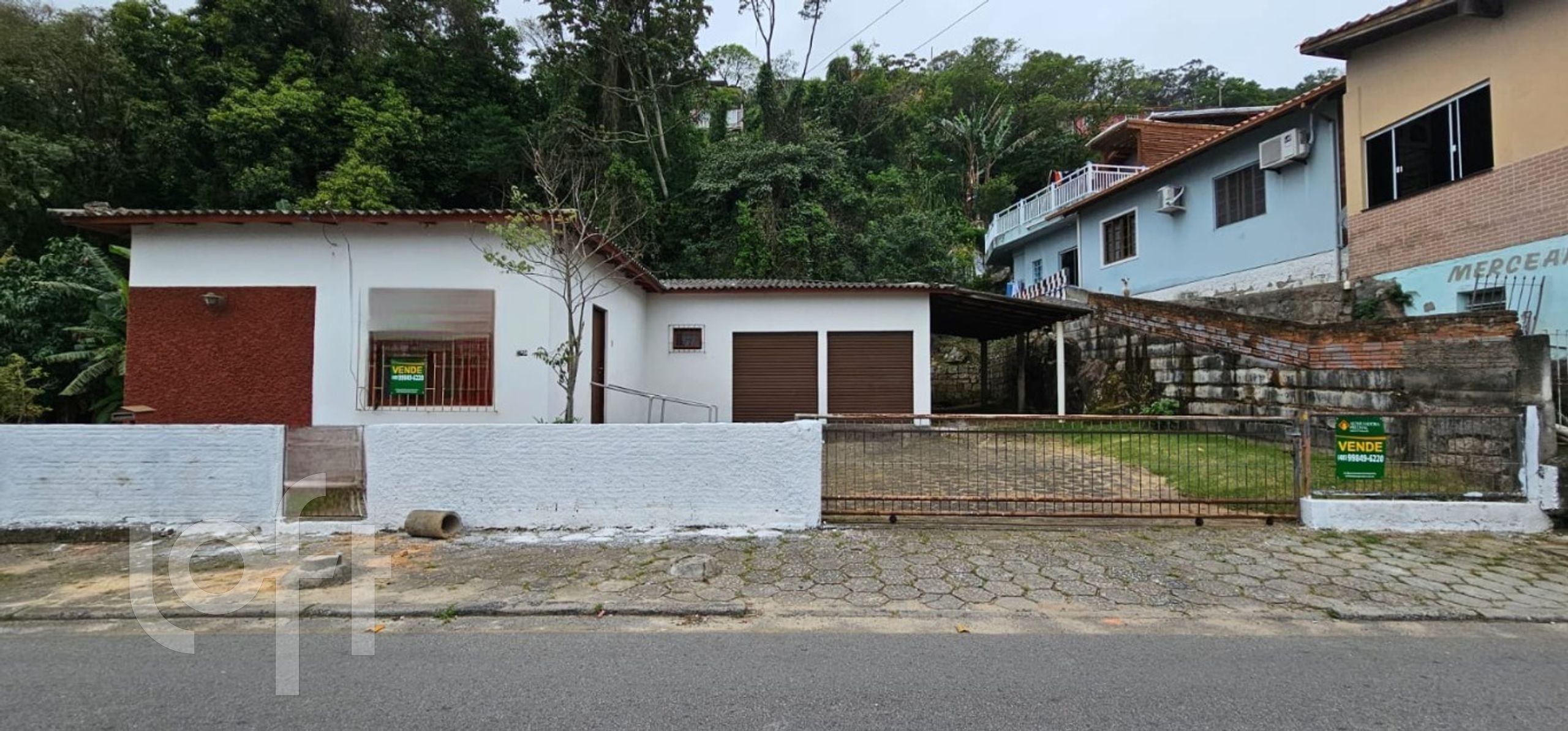 Casa Residencial com 132m², 3 quartos, 1 suíte, no bairro Costeira do Pirajubaé em Florianópolis