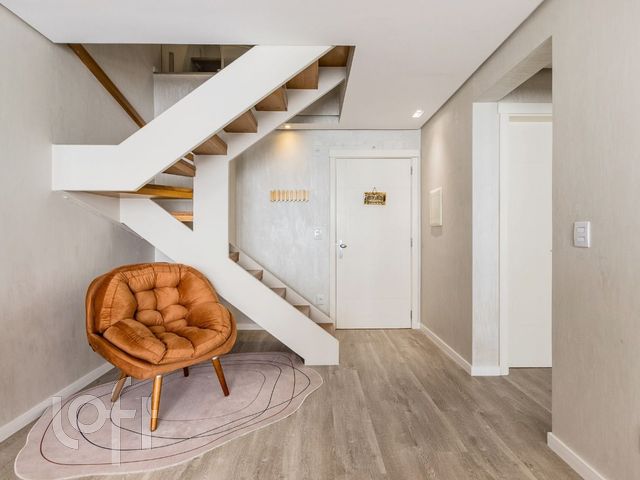 Apartamento com 102m², 2 dormitórios, 1 suíte, 1 vaga, Rio Branco em Porto Alegre