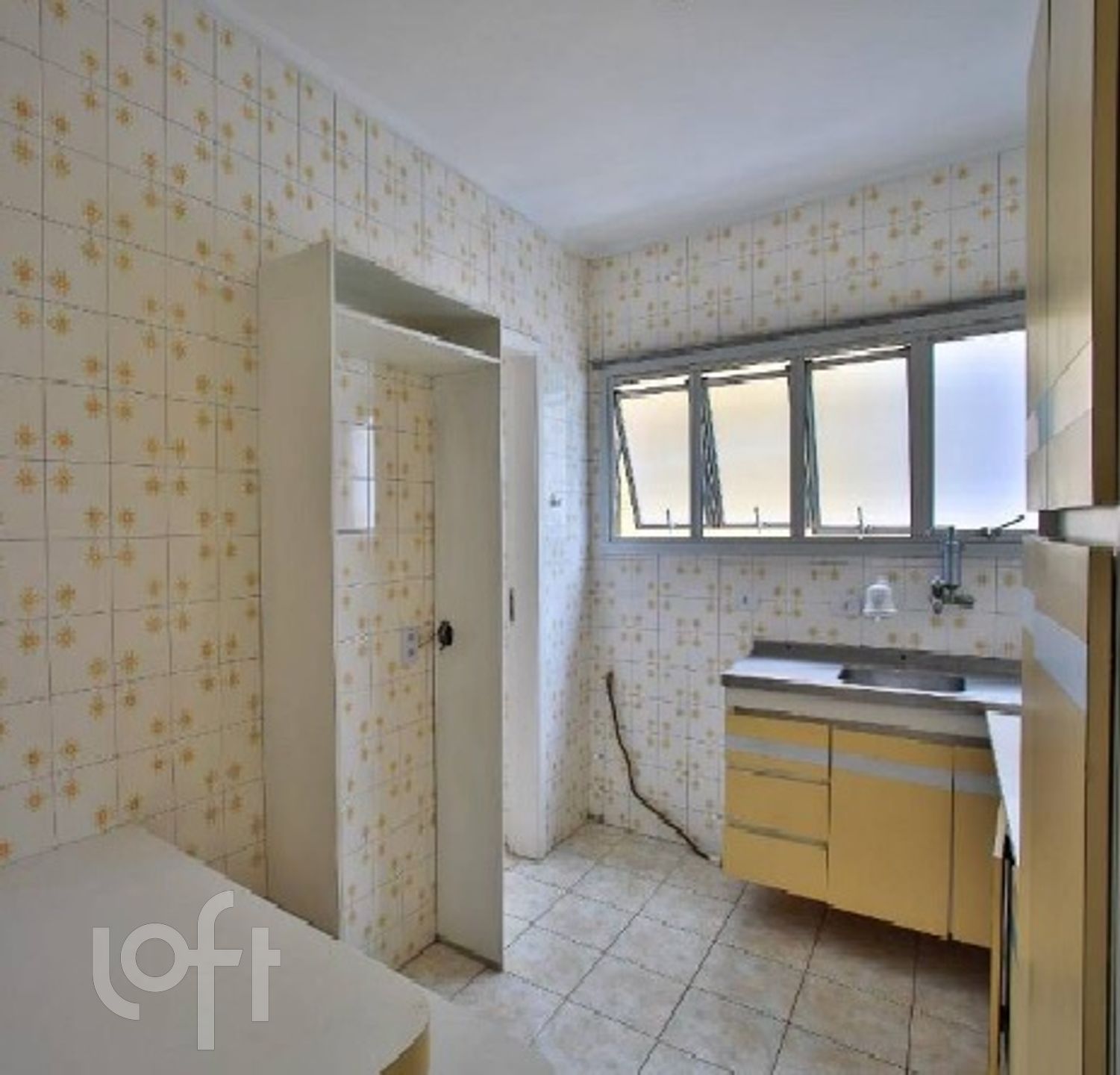 Apartamento à venda com 2 quartos, 74m² - Foto 4