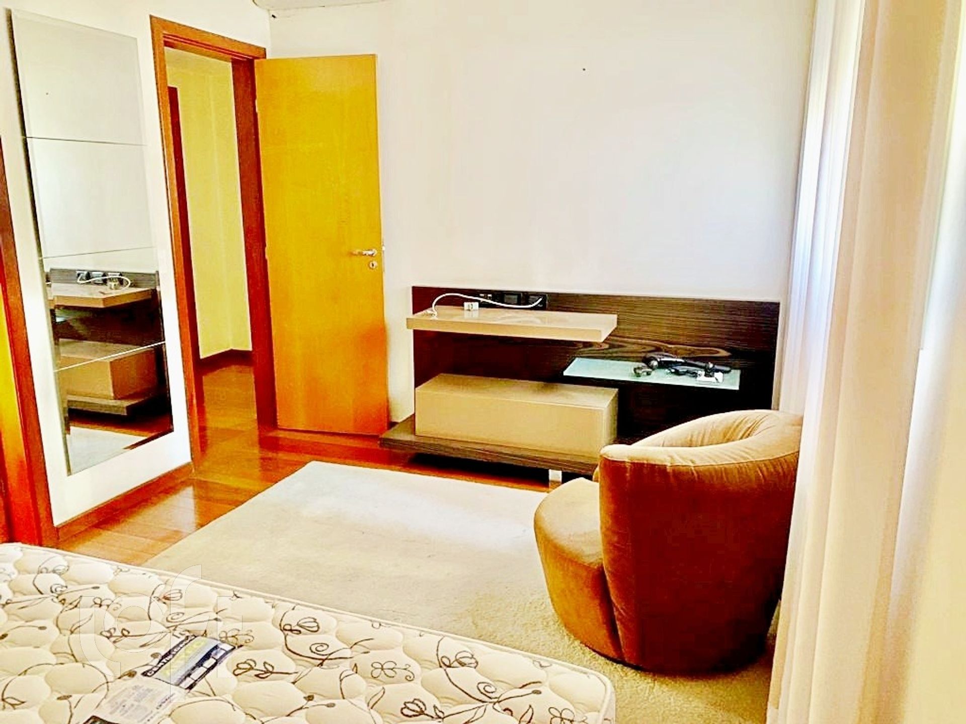 Apartamento à venda com 4 quartos, 175m² - Foto 8