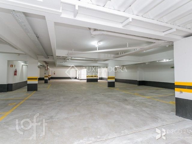 Apartamento com 67m², 2 dormitórios, 1 suíte, 2 vagas, Bom Fim em Porto Alegre