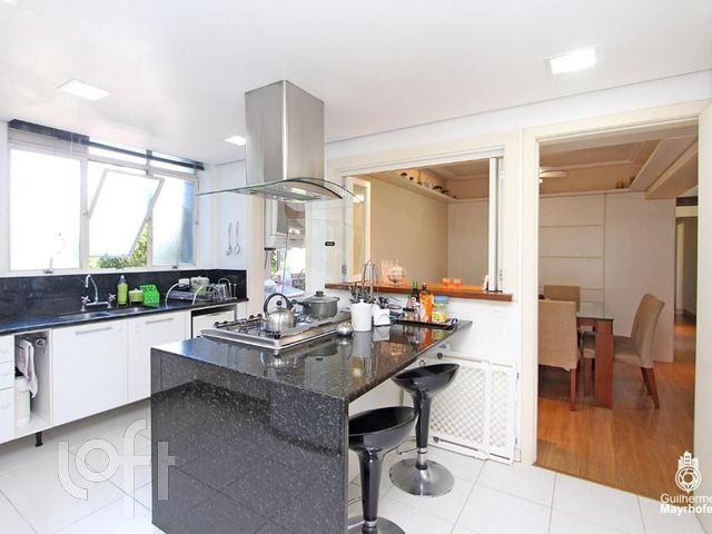 Apartamento com 191m², 4 dormitórios, 3 suítes, Boa Vista em Porto Alegre