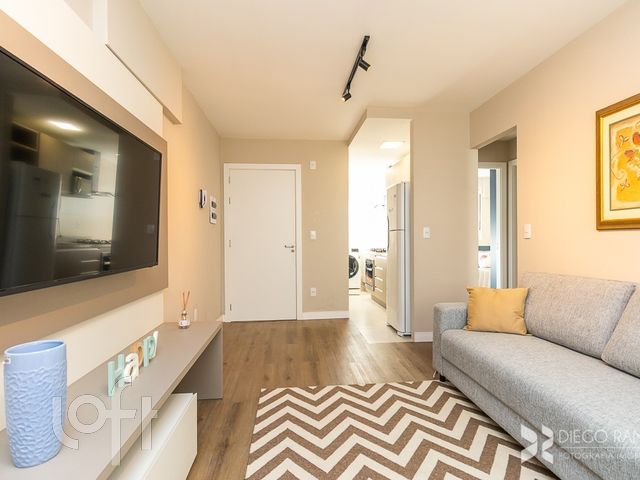 Apartamento com 51m², 2 dormitórios, 1 suíte, 1 vaga, Independência em Porto Alegre