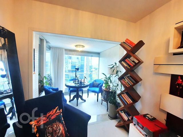 Apartamento com 53m², 1 dormitório, 1 vaga, Petrópolis em Porto Alegre