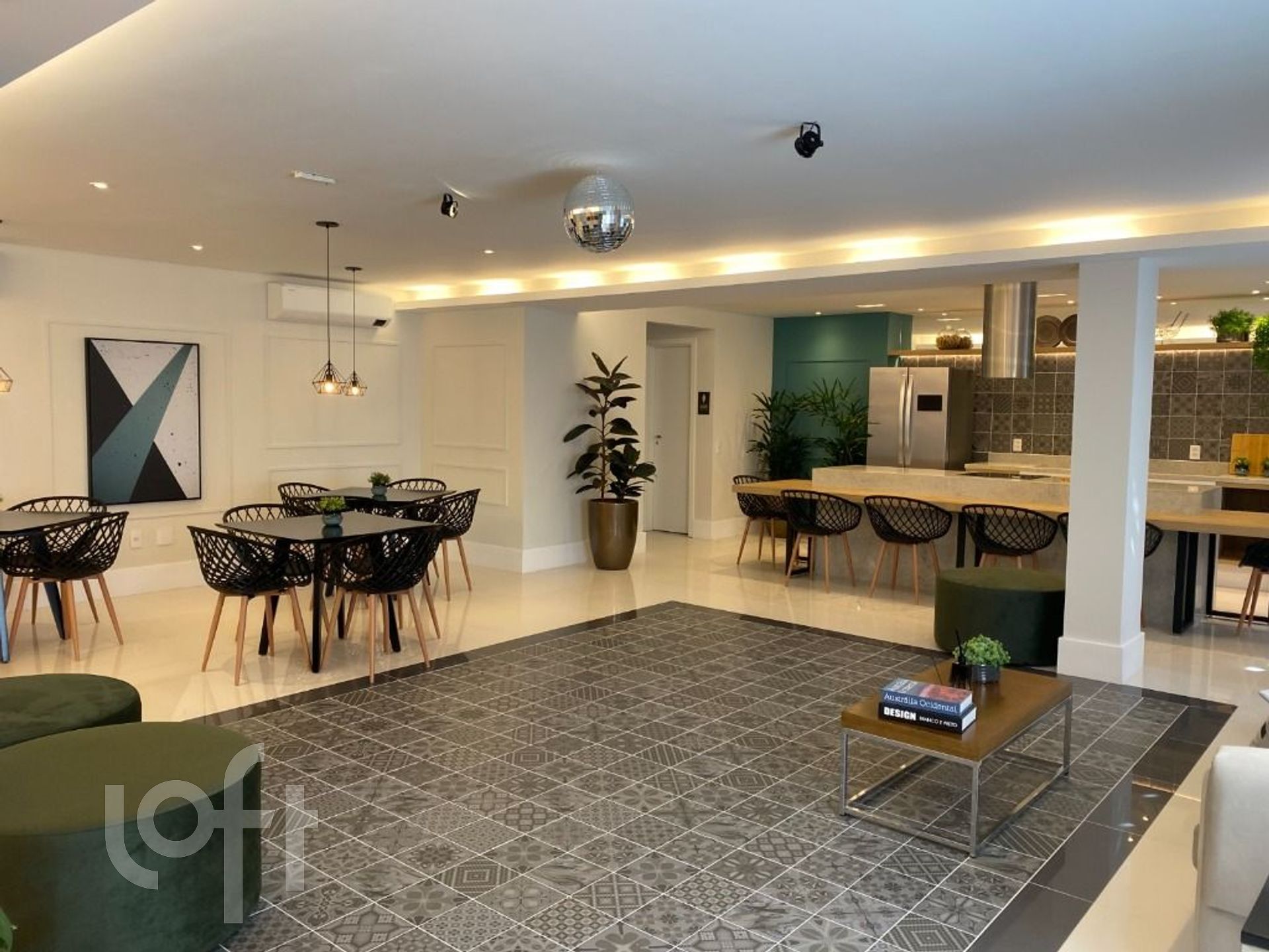 Apartamento à venda com 2 quartos, 67m² - Foto 17