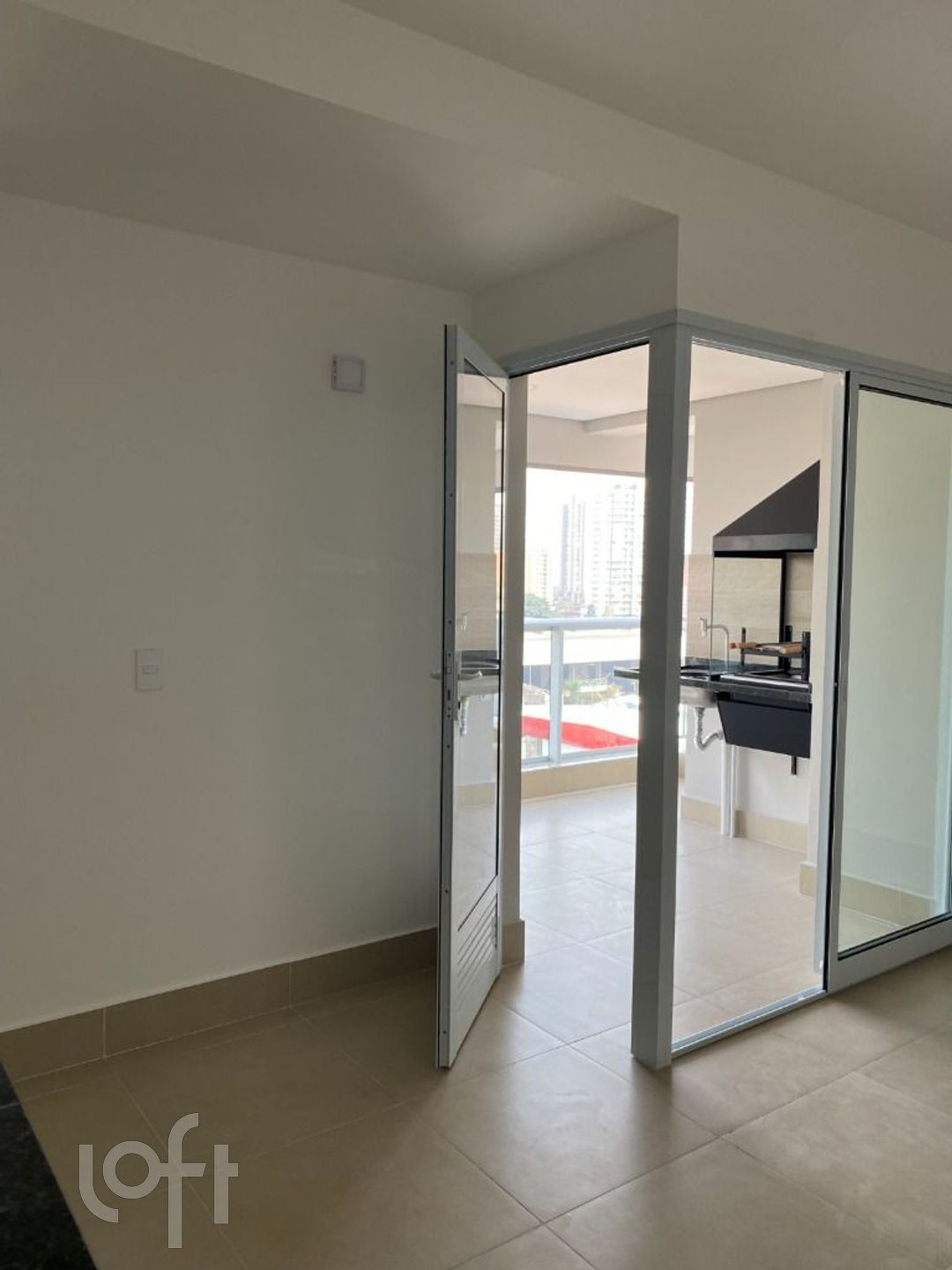 Apartamento à venda com 2 quartos, 67m² - Foto 4