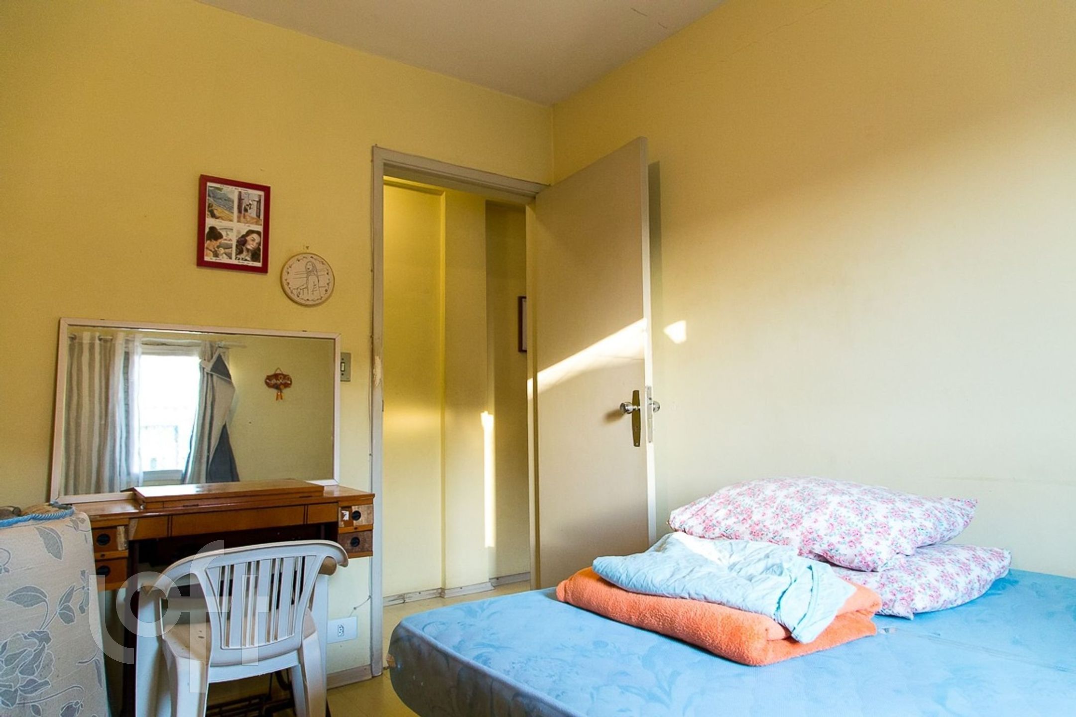 Apartamento à venda com 3 quartos, 70m² - Foto 4