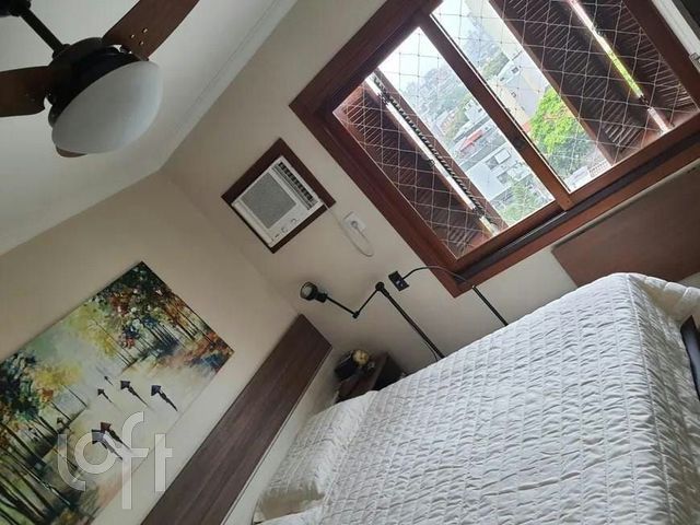 Apartamento com 71m², 2 dormitórios, 2 vagas, Jardim Botânico em Porto Alegre