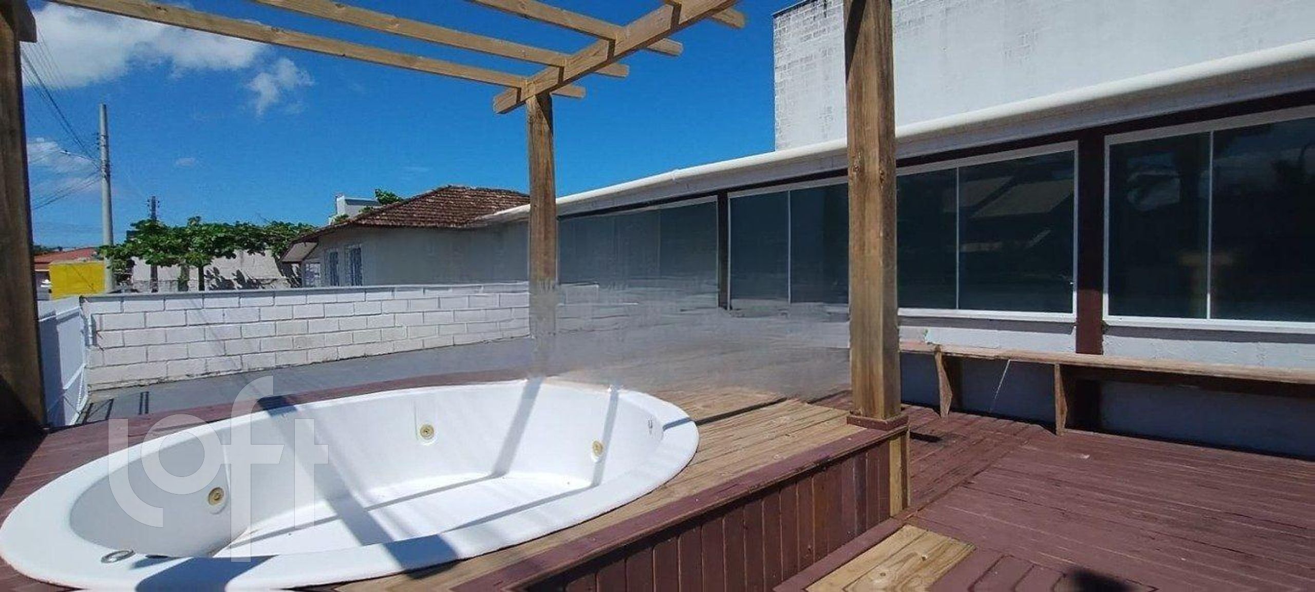 Casa à venda em Pinheira com 100 m², 2 quartos, 2 vagas